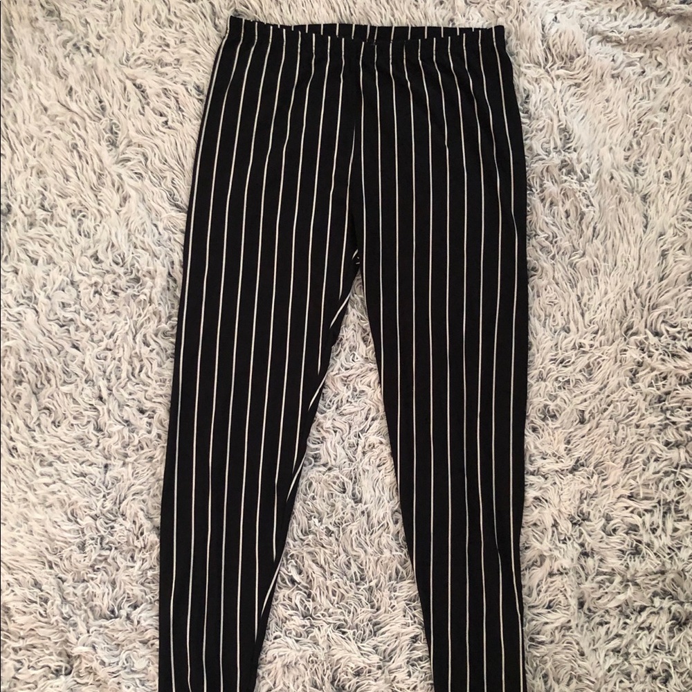 Women’s Blue & White Pinstripe Leggings
